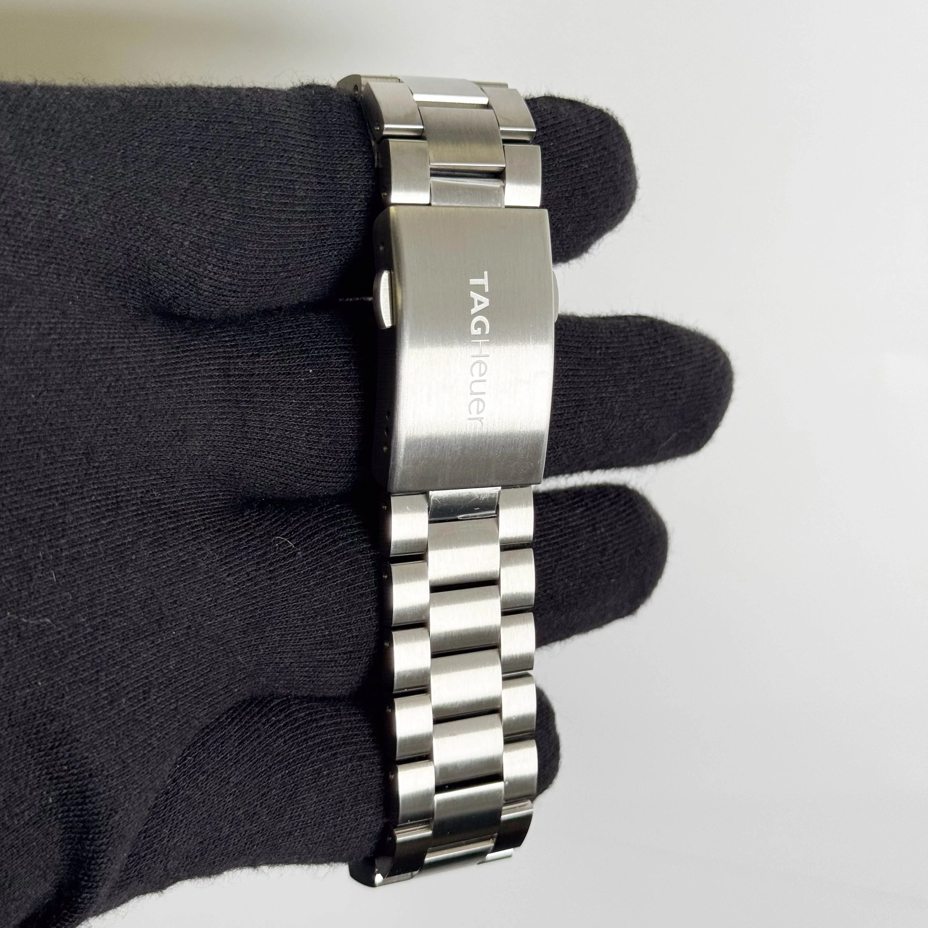 Tag Heuer Formula 1 43mm Stainless Steel Grey Dial Watch Ref# WAZ2011.BA0842 - Image 4