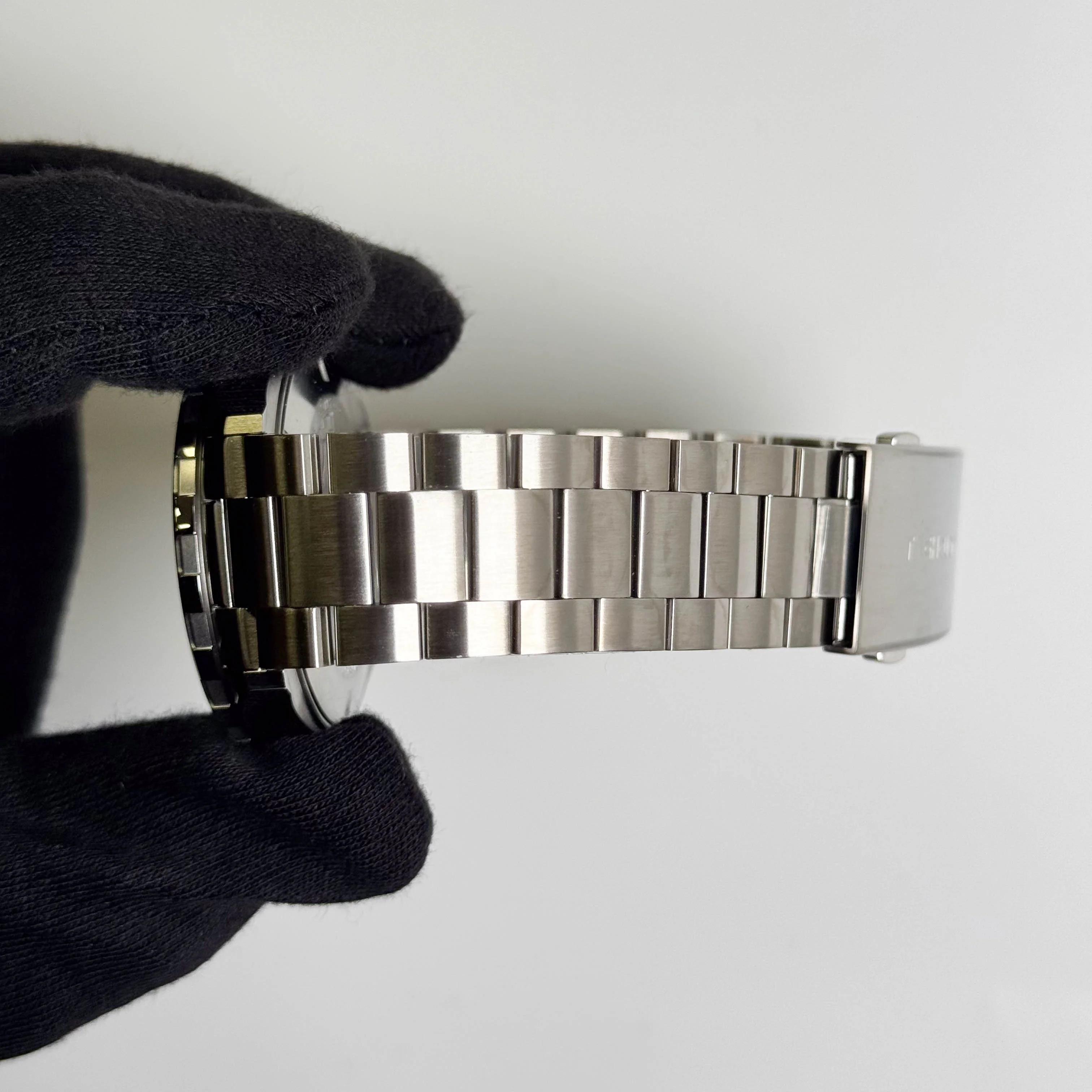 Tag Heuer Formula 1 43mm Stainless Steel Grey Dial Watch Ref# WAZ2011.BA0842 - Image 5