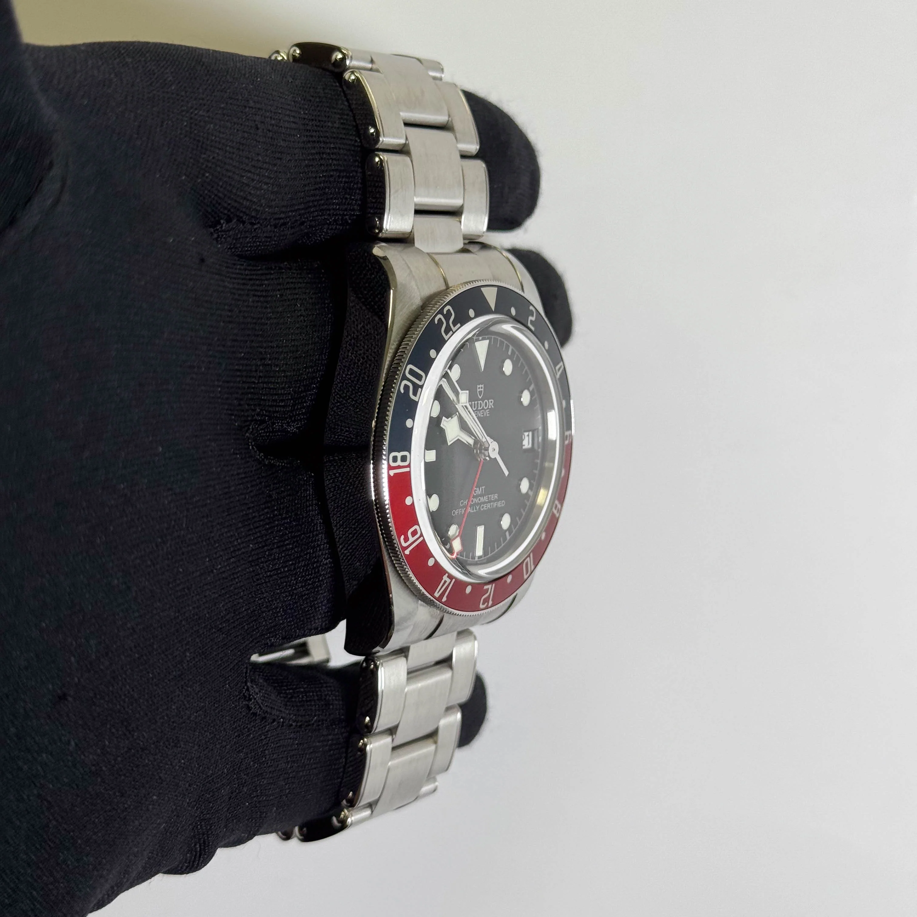 Tudor Black Bay 41mm Black Dial Watch Ref# 79830RB - Image 3