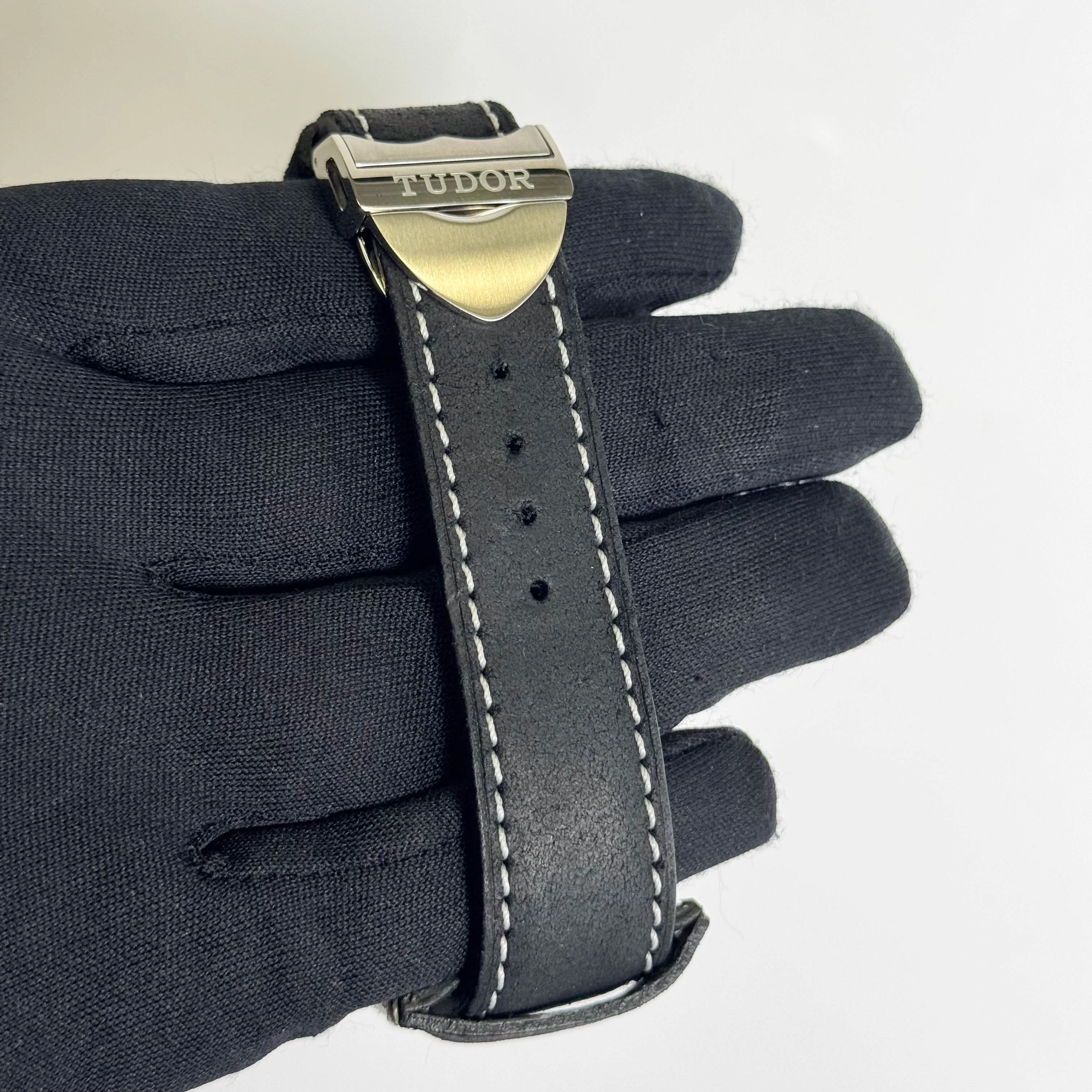 Tudor Black Bay Chrono 41mm Black Chronograph Dial Watch Ref# 79360N - Image 4