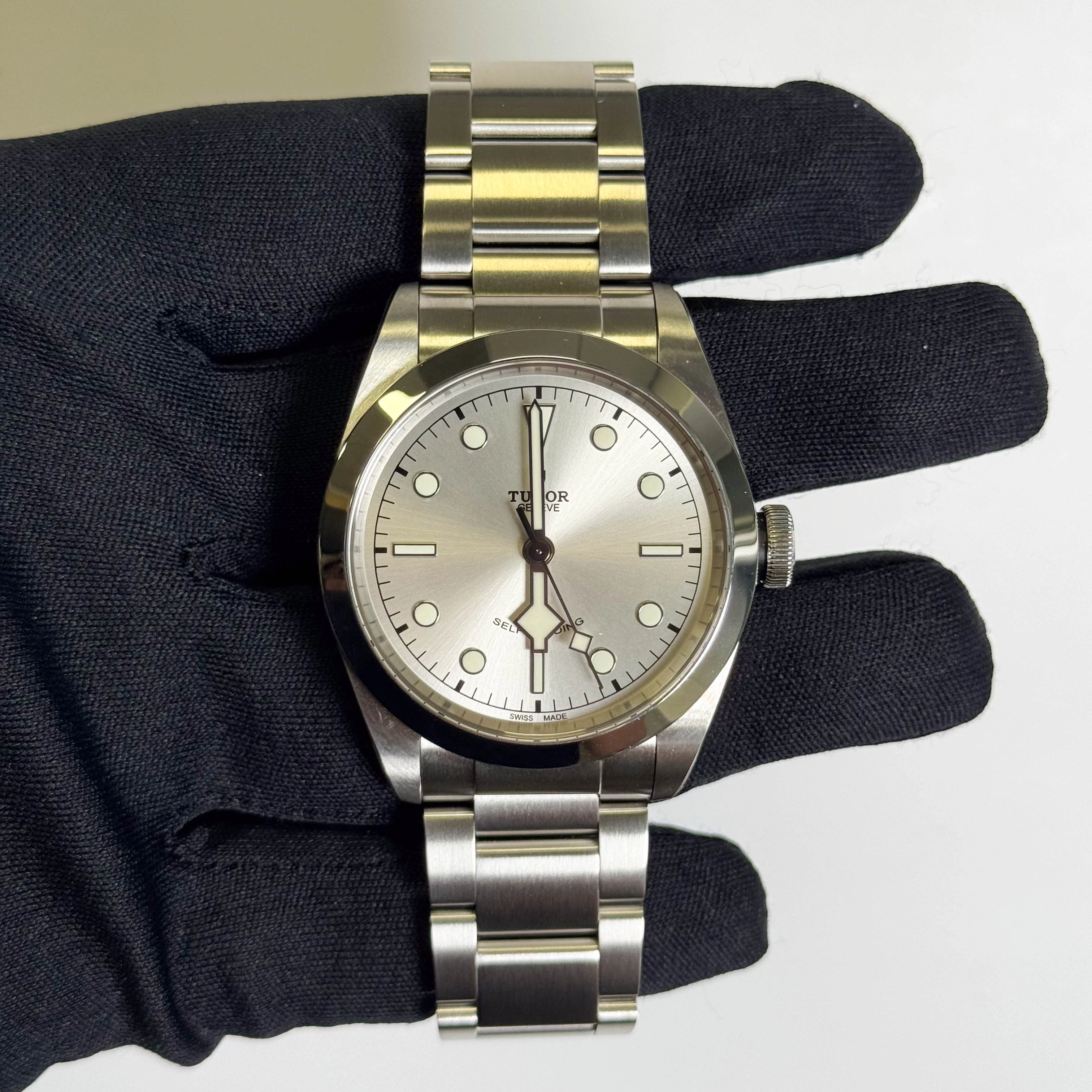 Tudor Black Bay One 41mm Silver Dial Watch Ref# 79540 - Image 2