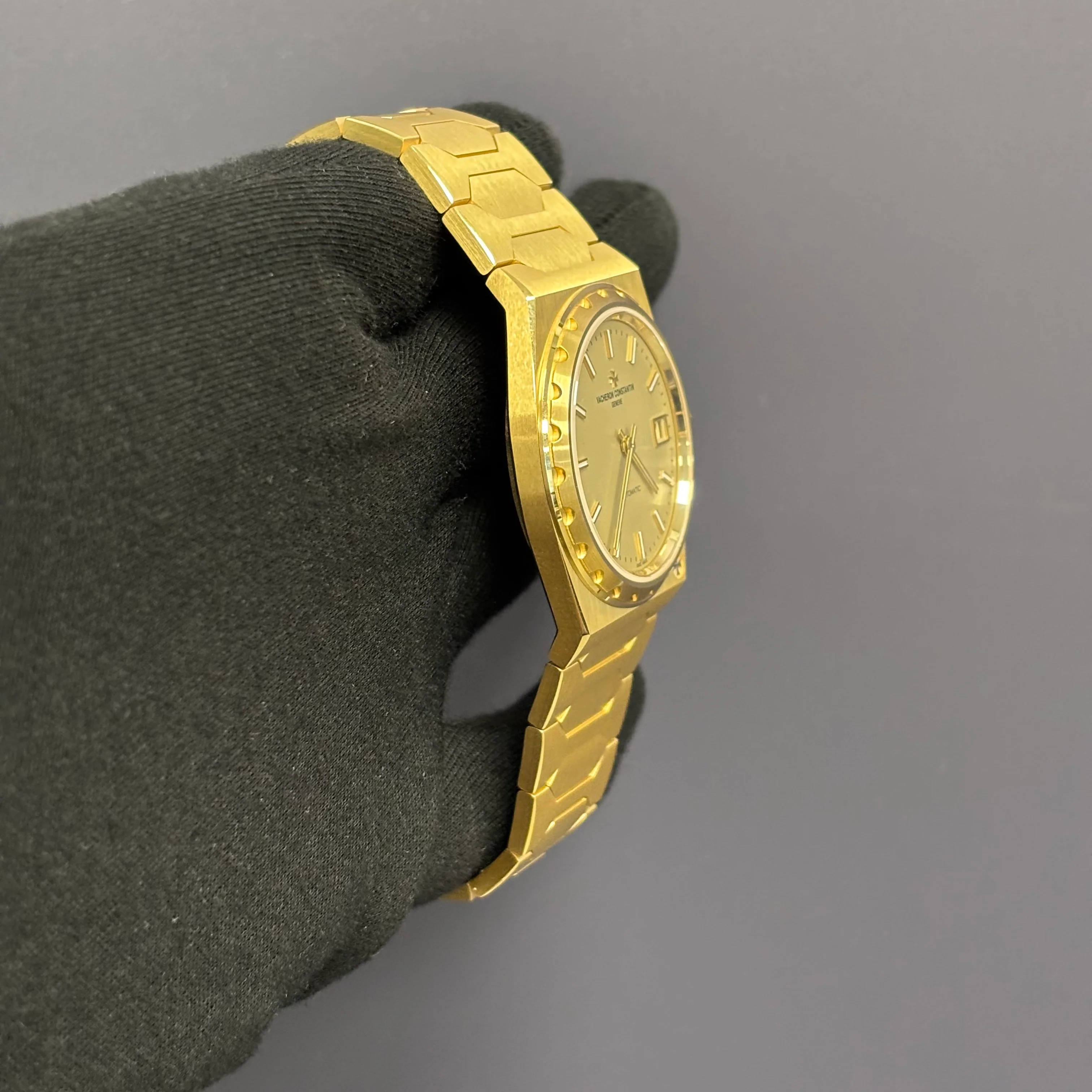 Vacheron Constantin 222 37mm Gold Dial Watch Ref# 4200H/222J-B935 - Image 3