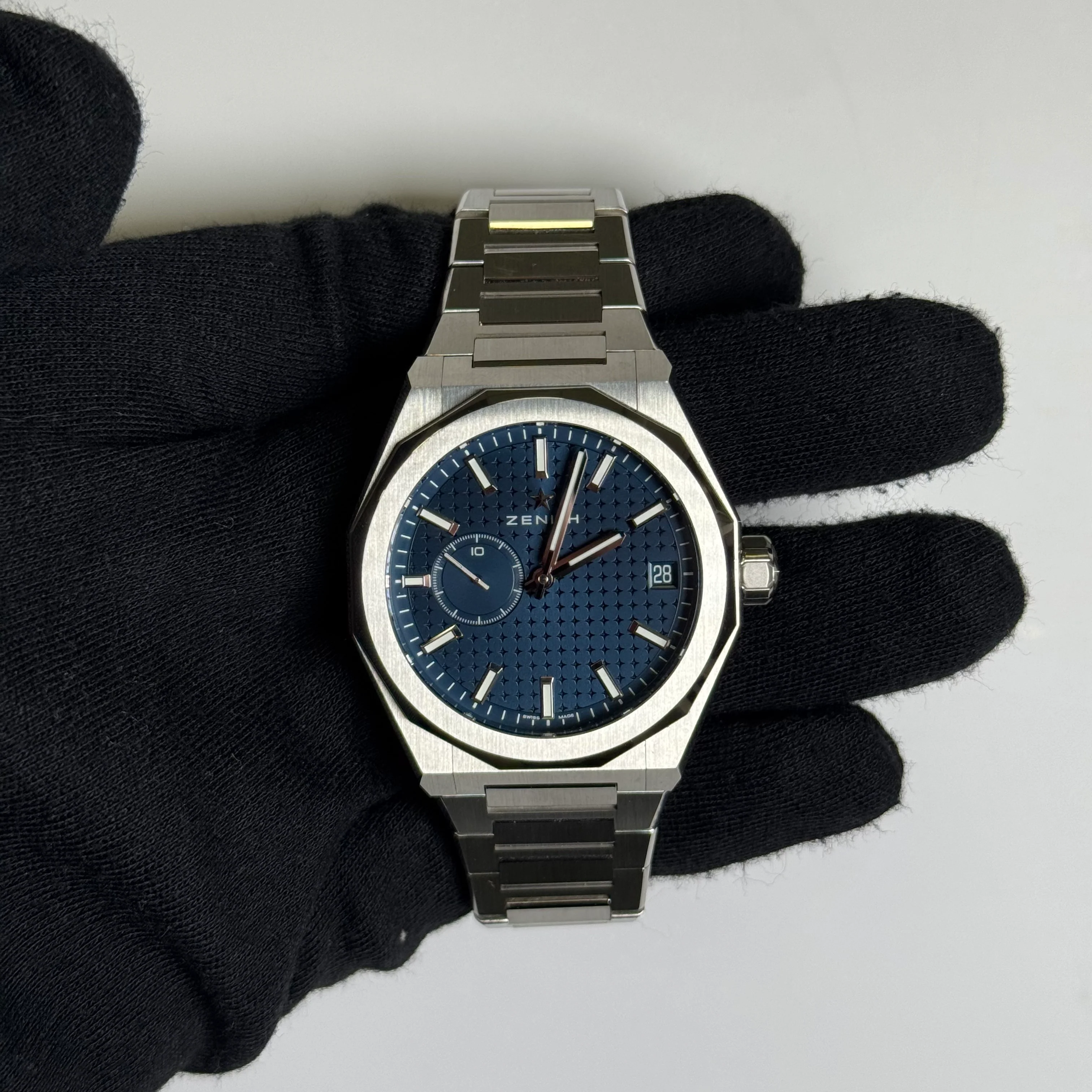 Zenith Defy 41mm Blue Dial Watch Ref# 03.9300.3620/51.I001 - Image 2